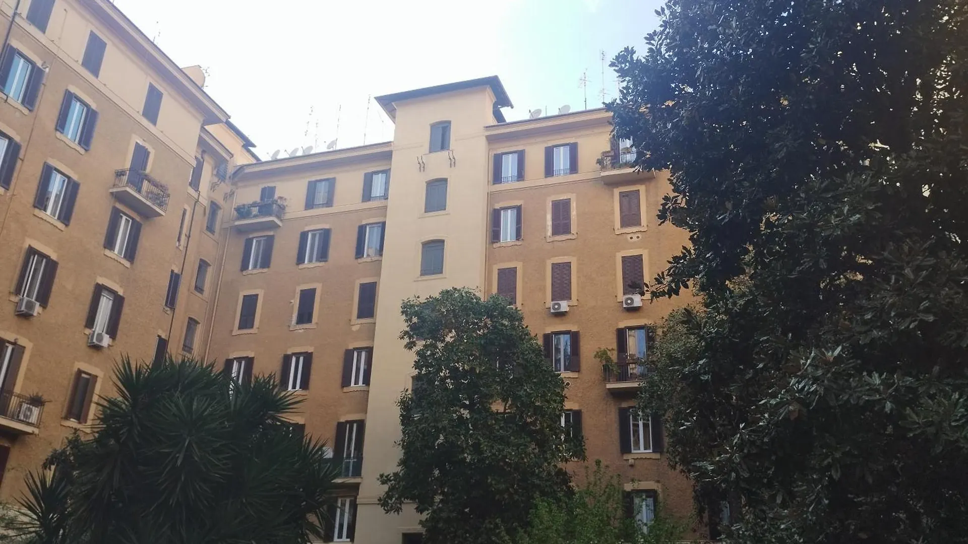 R2R Vatican Retreat Rome 0*,  Italy